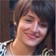 Laureata in biologia molecolare offre lezioni di biologia e scienze a studenti delle scuole medie e scuole superiori